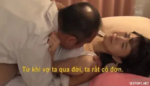 Dùng tiền gạ phang gấu hám tiền ngay trong rừng vắng vẻ